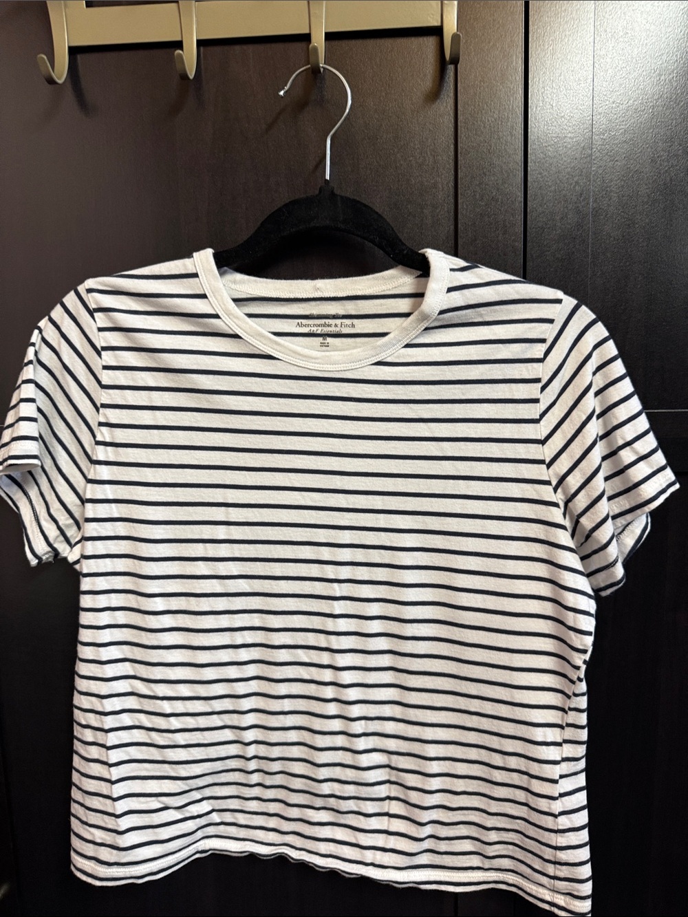 Abercrombie & Fitch White and Navy Striped Crewneck Tee